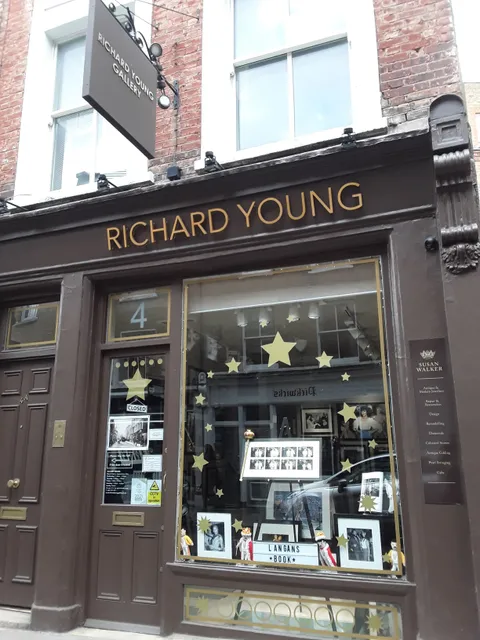 Richard Young Gallery