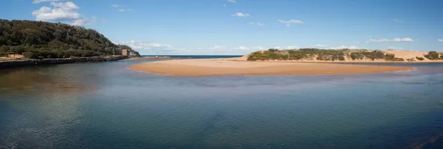 Narrabeen Lagoon