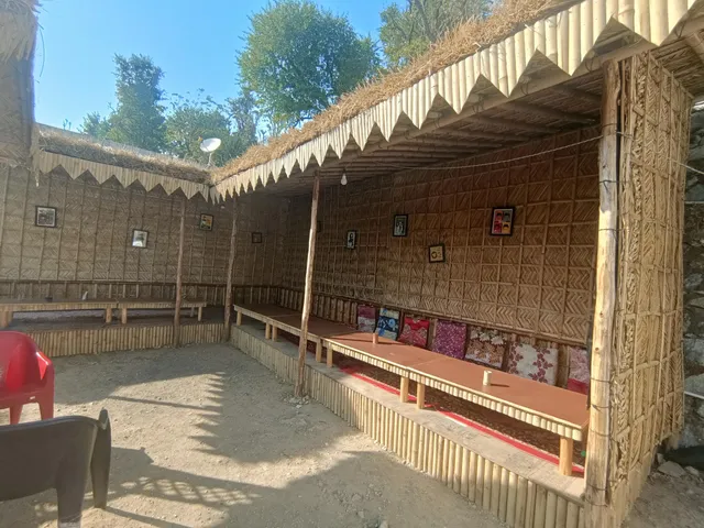 Lovers Point Cafe (Nature Villa)