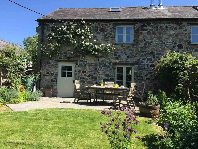 Clifford Barton Cottages