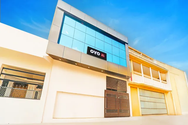 HOTEL O ANAND LOK GUEST HOUSE