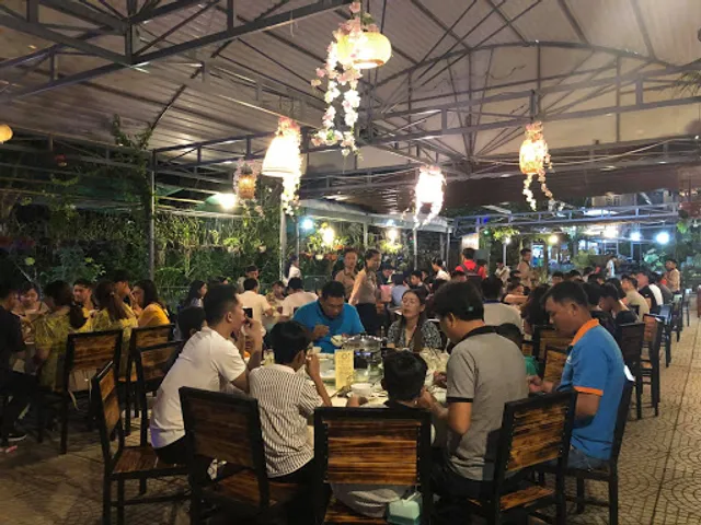 Cà Phê - Nhà Hàng Sóc Nâu