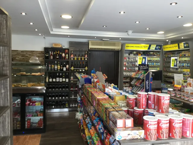 "KIOSK" CAFE & MORE.