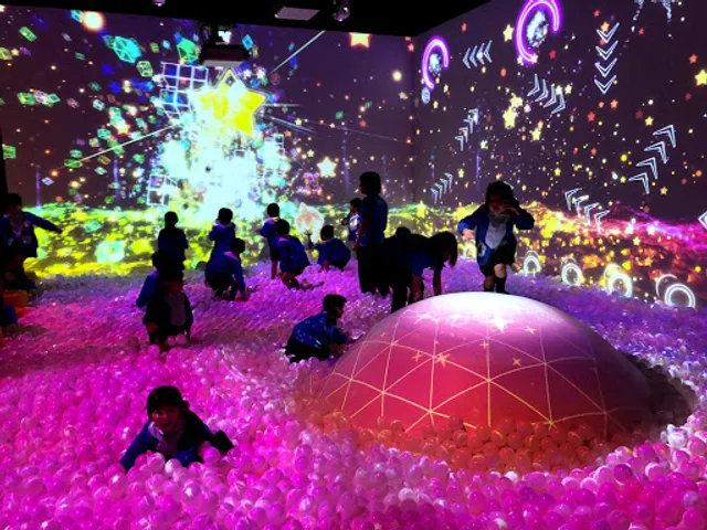 Little Planet Diver City Tokyo Plaza