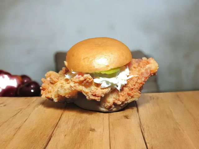 Dr. Pica Pollo | Dominican Fried Chicken