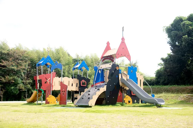 ヒカリノヒロバ