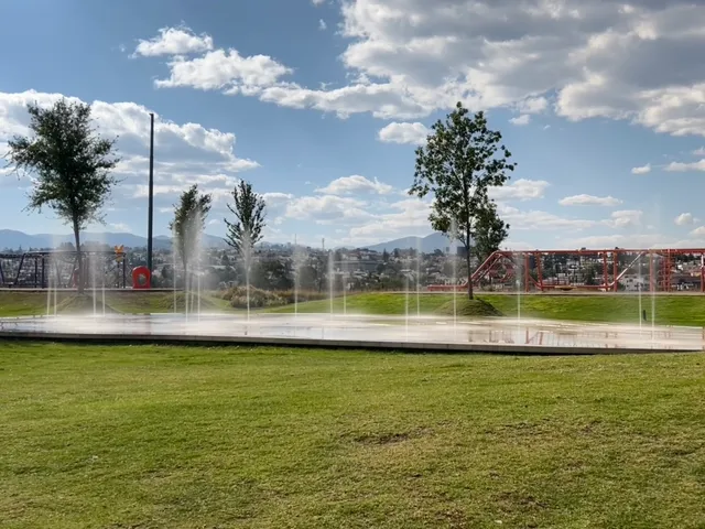 Plaza Satélite Park