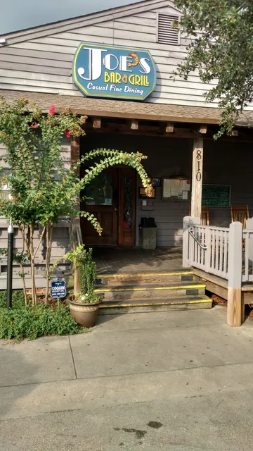 Joe's Bar & Grill