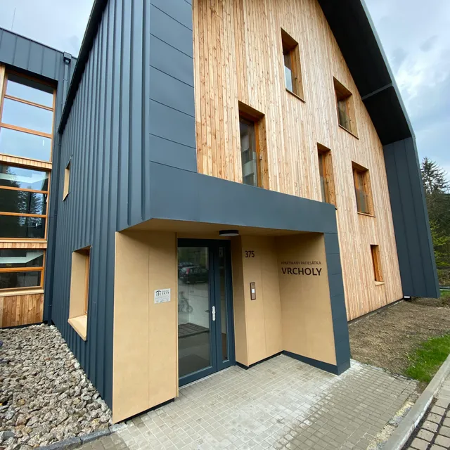 APARTMÁNY PADESÁTKA s.r.o.