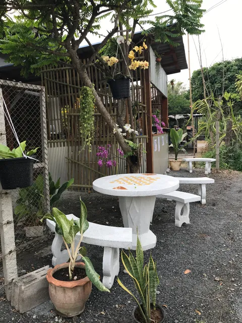 ร้านตันใจ