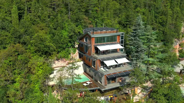 LA FORESTALE Luxury Ecolodge