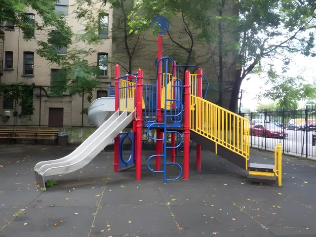 Riverbend Playground