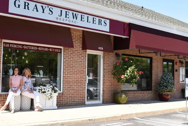 Gray's Jewelers Bespoke