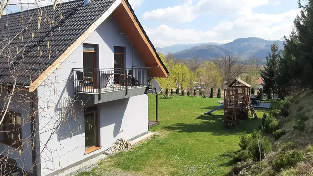 Dom u Kromki z widokiem na Śnieżkę