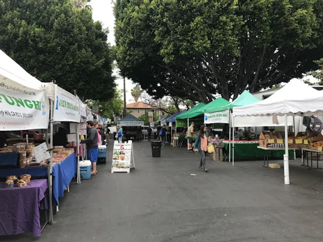 Helen Albert Certified Farmers' Market
