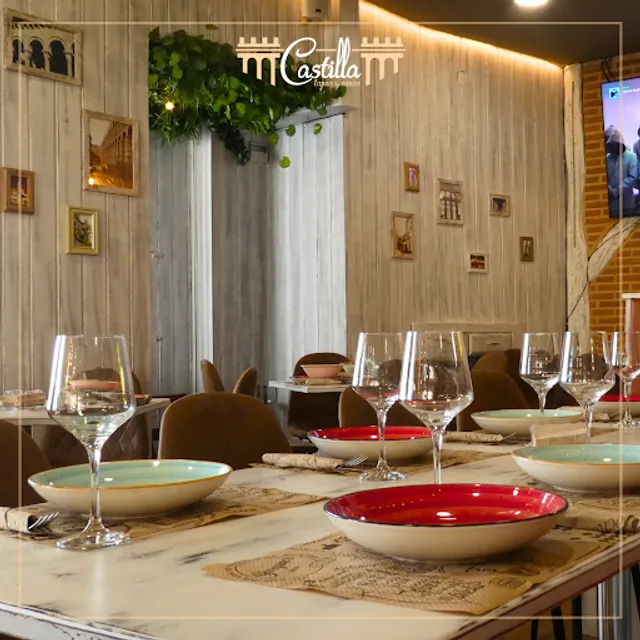 Castilla tapas y cañas