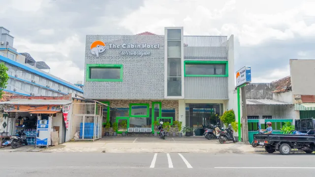 The Cabin Hotel Wirobrajan