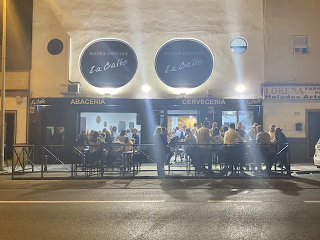 Abaceria cervecería La calle