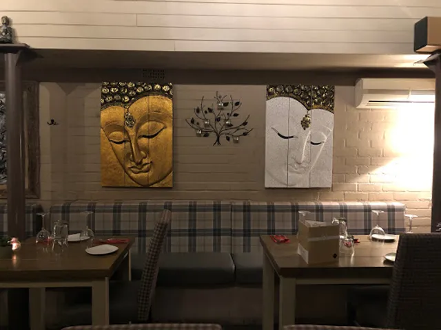 The Rising Sun & Pad Thai Cuisine