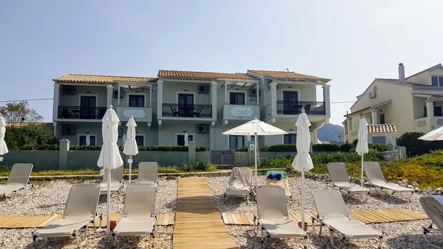 Cressida Seaside Apartments