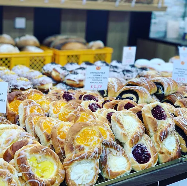 Karpaty Bakery, Hull (Newland Avenue)