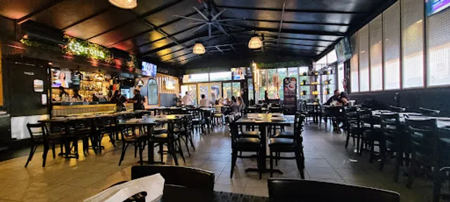 RESTAURANTE LA BERNAL