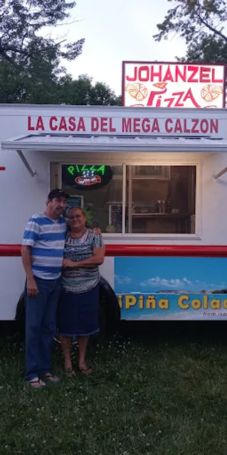 Johanzel Pizza