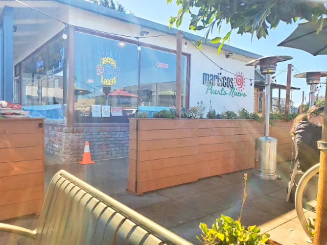 Mariscos Puerto Nuevo