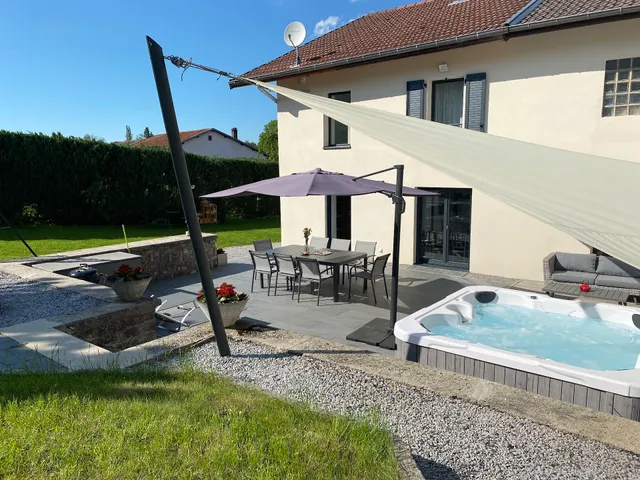 Gîte Amélie Vosges : Location gite de caractère avec terrasse, jardin, Sauna, Spa, proche plans d’eau, situé au calme.