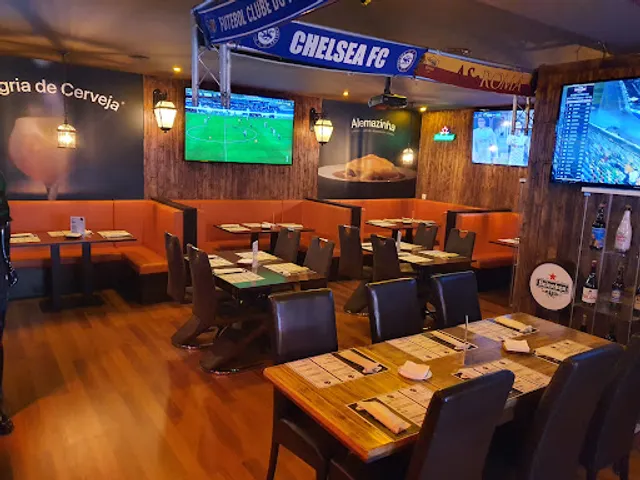 TimeOut Sports Bar & Grill