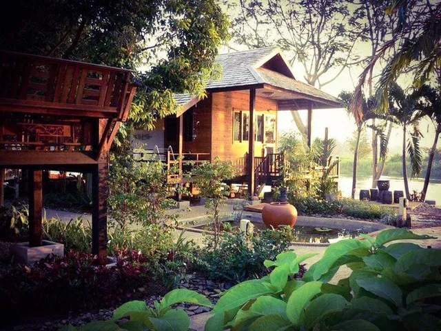 Uttaradit Riversides Resort