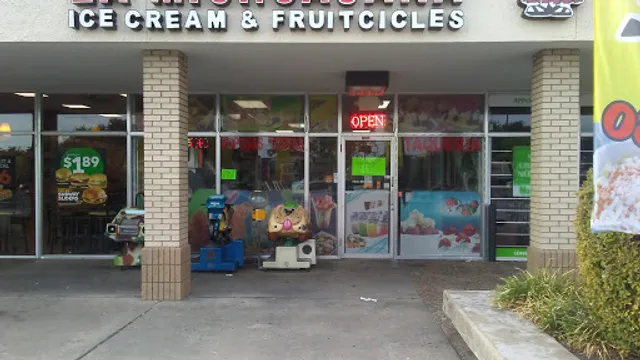 Mia's taqueria y neveria/ envios de dinero