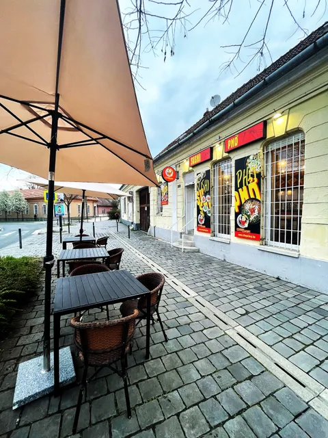 Chop Chop Sushi & Pho