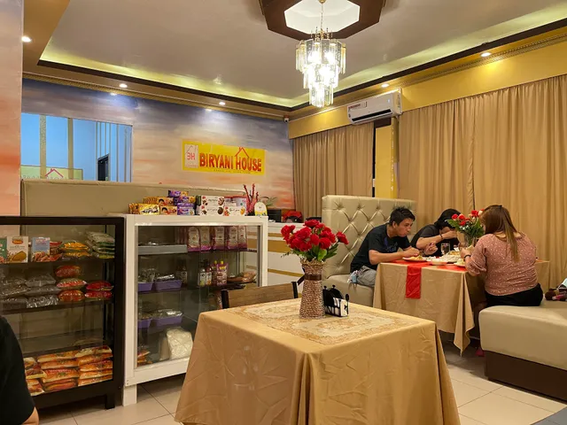 BIRYANI HOUSE Arabic and Asian Food