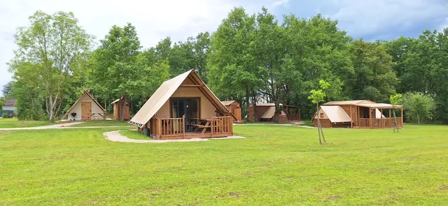 Camping Les Cabanes du Tertre - Loir et Cher