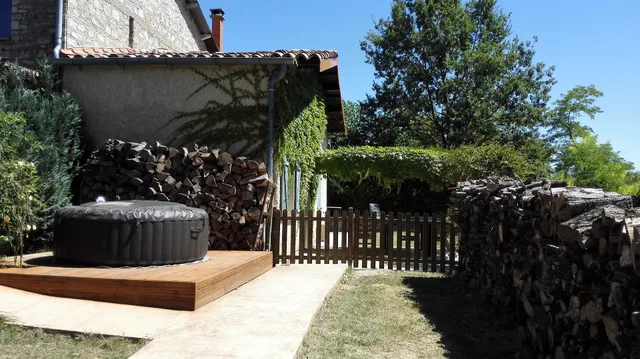 Gîte Au pied du Lac du Gouyre