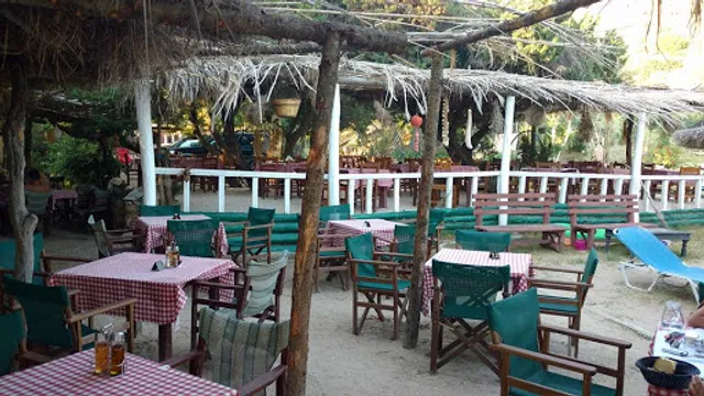 Porto Mela Restaurant Dafni Beach