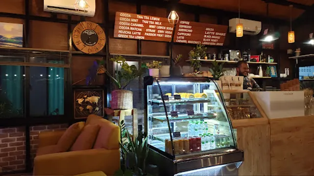 ChomSri Cafe&Restaurant