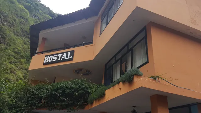 La CasaBlanca Hotel and Tour Provider