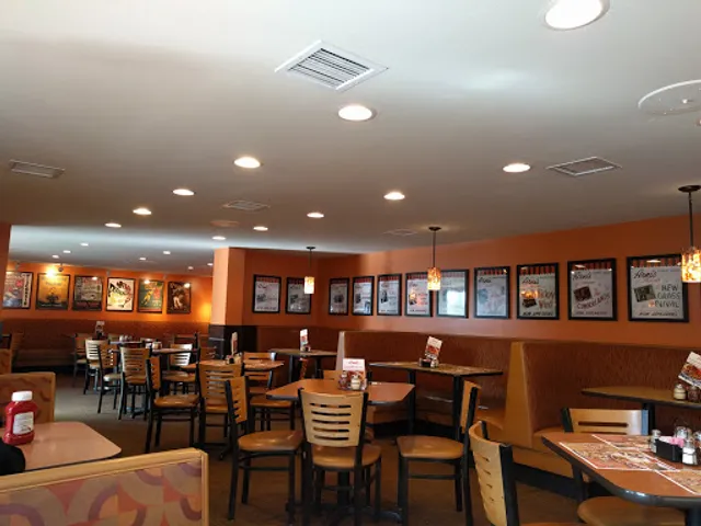 Arni's Lafayette Market Square