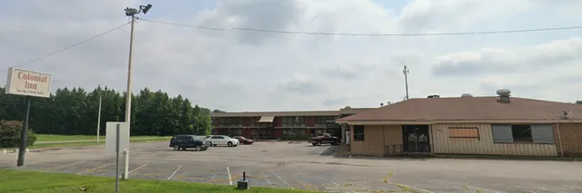 Colonial Inn