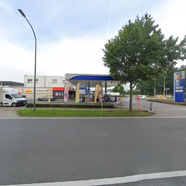 Shop & Go Q8 - Delhaize / Panos