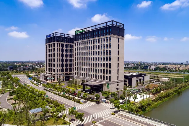 Holiday Inn Shanghai Jinshan