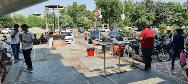 Shreeji Krupa Bombay Vadapav & Fastfood