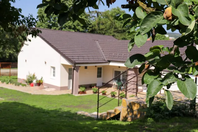 Apartmani "Zlatne Perle"