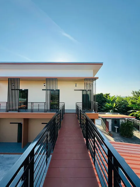 โรงแรมบ้านปลาวาฬ รีสอร์ท ลพบุรี