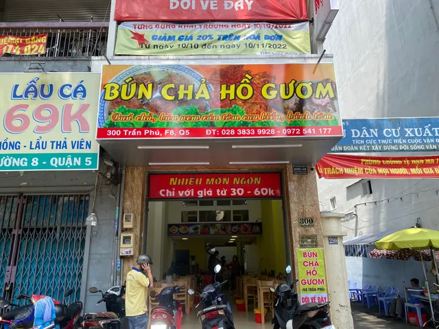 BÚN CHẢ HỒ GƯƠM