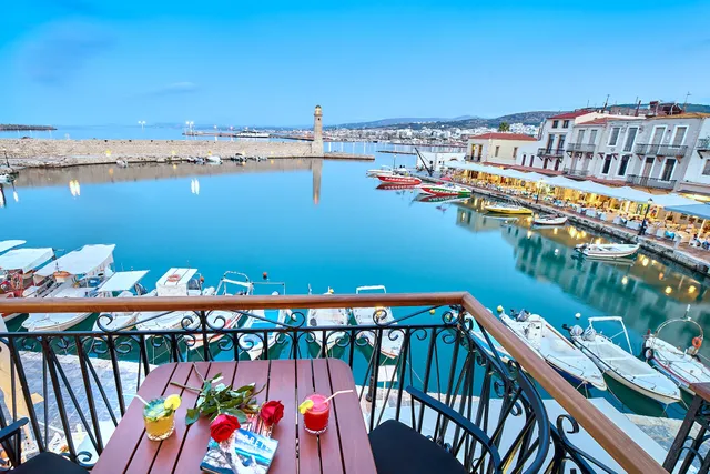 Vista Del Porto luxury suites