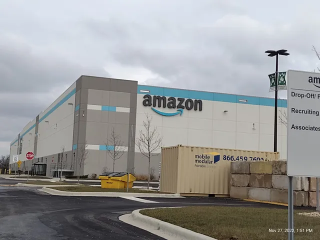 Amazon ORD2 - Fulfillment Center