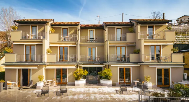 Réva Residences & Pool